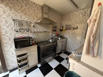 Casa 7 dormitorios, 3 baños, 206 m2 útiles