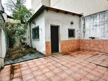 Casa PH en venta en Moron Sur