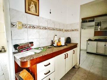 Casa PH en venta en Moron Sur