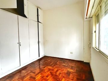 Casa PH en venta en Moron Sur