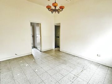 Casa PH en venta en Moron Sur
