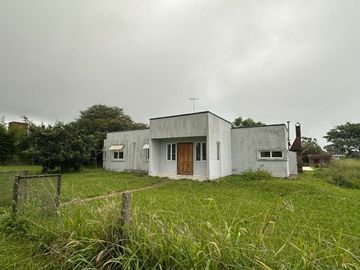 VENTA CASA COUNTRY LAS DELICIAS 3 DORM + PILETA
