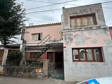 VENTA CASA + DTOS EN B° CIUDAD DE NIEVA