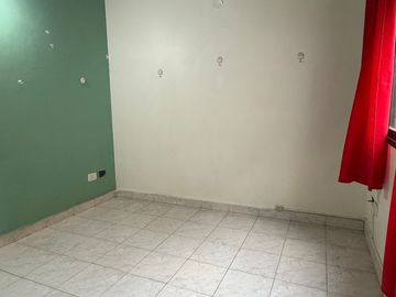 Departamento Tipo PH 2 Amb Patio Lavadero 1° Piso x escalera bajas Expensas !