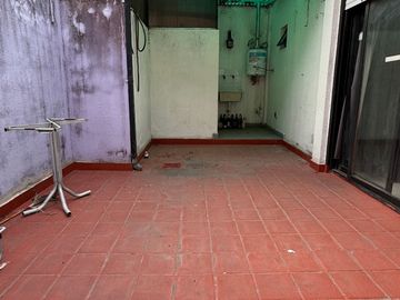 Departamento Tipo PH 2 Amb Patio Lavadero 1° Piso x escalera bajas Expensas !