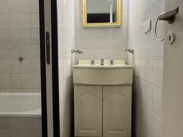 Departamento Tipo PH 2 Amb Patio Lavadero 1° Piso x escalera bajas Expensas !