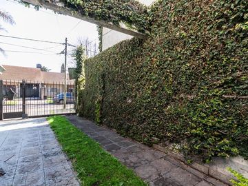 VENTA DUPLEX  4 AMBIENTES  SIN EXPENSAS ADROGUE