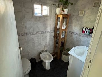 VENTA CASA 4 AMBIENTES PILETA PARRILLA SAN JUSTO