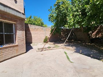 CASA DE 2 PLANTAS. 5 HAB. APTA CREDITO. CHIMBAS