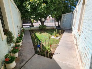 CASA DE 2 PLANTAS. 5 HAB. APTA CREDITO. CHIMBAS