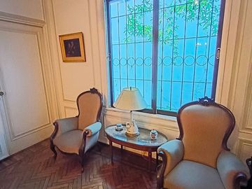 VENTA CASA GRANDE LOTE PROPIO 8,66 X 33,50 FLORES