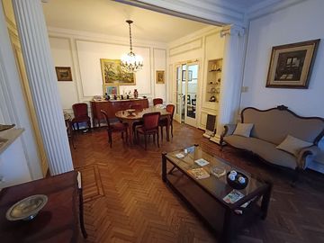 VENTA CASA GRANDE LOTE PROPIO 8,66 X 33,50 FLORES