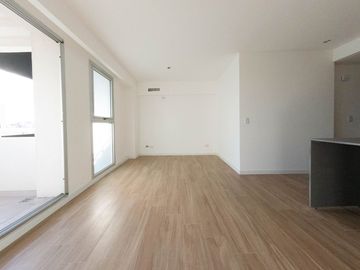 MONOAMBIENTE CABALLITO BALCON AL FRENTE