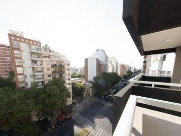 MONOAMBIENTE CABALLITO BALCON AL FRENTE