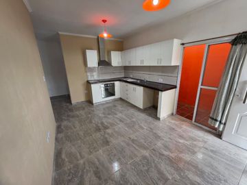 VENTA 2 CASAS 3 AMBIENTES CADA UNA LLAVALLOL