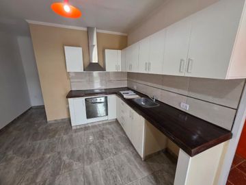 VENTA 2 CASAS 3 AMBIENTES CADA UNA LLAVALLOL