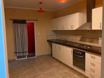 VENTA 2 CASAS 3 AMBIENTES CADA UNA LLAVALLOL