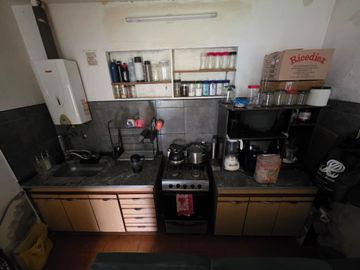 CASA 4 AMBIENTES EN VENTA WILDE CON RENTA