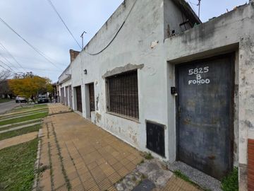CASA 4 AMBIENTES EN VENTA WILDE CON RENTA