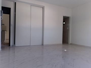 ALQUILER DE MONOAMBIENTE A ESTRENAR,  1° PISO
