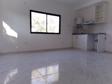 ALQUILER DE MONOAMBIENTE A ESTRENAR,  1° PISO