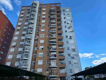 ALQUILER   LOMAS, DEPARTAMENTO 2 AMB Y  COCHERA