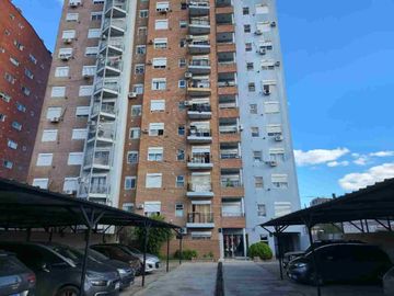 ALQUILER   LOMAS, DEPARTAMENTO 2 AMB Y  COCHERA
