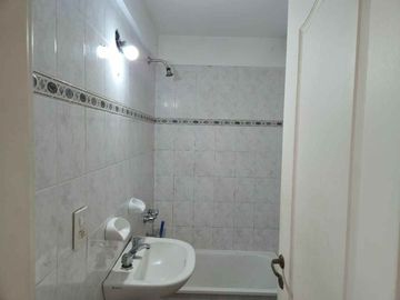 ALQUILER   LOMAS, DEPARTAMENTO 2 AMB Y  COCHERA