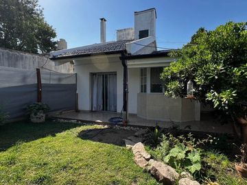 CASA 4 AMBIENTES EN VENTA LLAVALLOL MAS DEPTO 2AMB