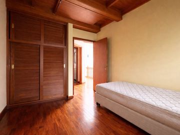 VENTA TRIPLEX 4 AMB C/ESCRIT - P.CHACABUCO C/COCH.