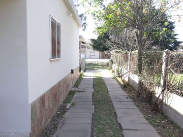 CASA EN VENTA CORREA 2 DORMITORIOS