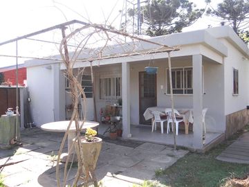 CASA EN VENTA CORREA 2 DORMITORIOS
