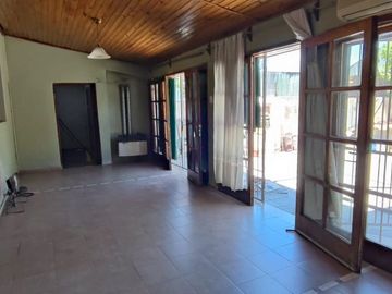 Venta de casa y galpón, Ruta 50, San Martín