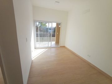 VENTA DEPARTAMENTO 2 AMB. BALCON MORENO CENTRO