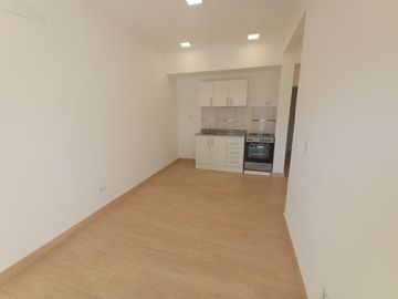 VENTA DEPARTAMENTO 2 AMB. BALCON MORENO CENTRO