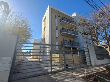 VENTA DEPARTAMENTO 2 AMB. BALCON MORENO CENTRO