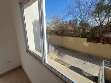 VENTA DEPARTAMENTO 2 AMB. BALCON MORENO CENTRO