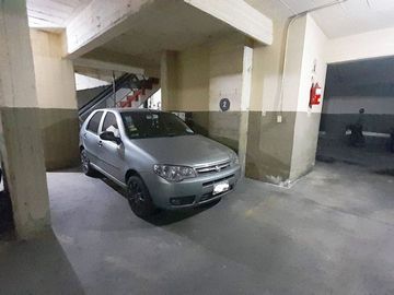 Cochera Fija Cubierta en Alquiler - 13 m² - Abasto