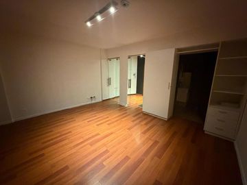 VENTA DPTO MONOAMBIENTE COLEGIALES BALCON