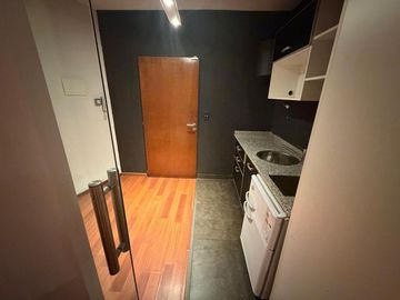 VENTA DPTO MONOAMBIENTE COLEGIALES BALCON