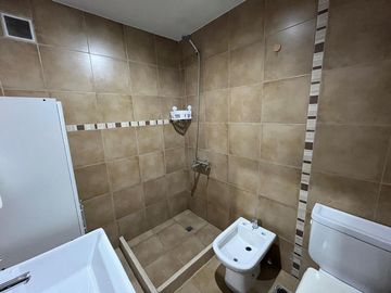 VENTA DPTO MONOAMBIENTE COLEGIALES BALCON