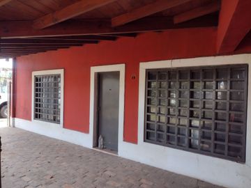 VENTA Oficina espacio multiuso y vivienda ruta 28