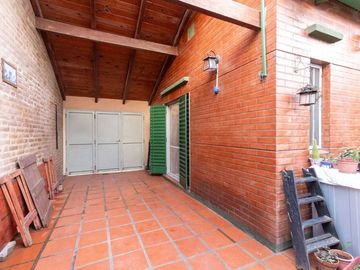 Casa de 3 dormitorios en Barrio UPCN