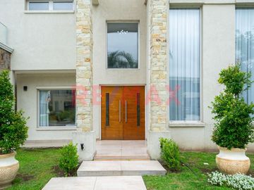 CASA VENTA 5 AMB EN TERRALAGOS CANNING CON PILETA