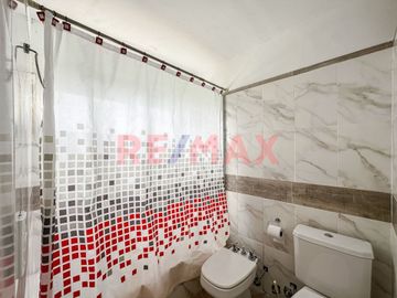 CASA VENTA 5 AMB EN TERRALAGOS CANNING CON PILETA