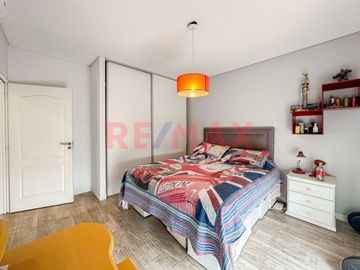 CASA VENTA 5 AMB EN TERRALAGOS CANNING CON PILETA