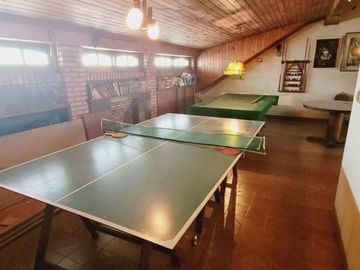 VENTA CASA 5 AMBIENTES PARQUE CHACABUCO PILETA