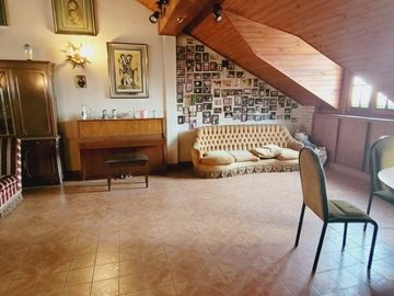 VENTA CASA 5 AMBIENTES PARQUE CHACABUCO PILETA