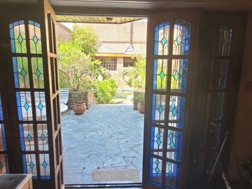 VENTA CASA 5 AMBIENTES PARQUE CHACABUCO PILETA