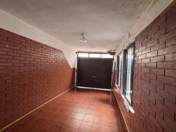 VENTA CASA 3 DORMITORIOS - BARRIO INDUSTRIAL